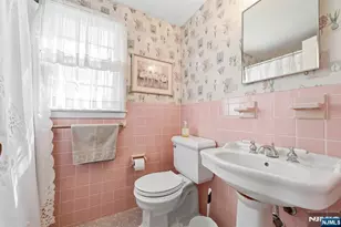 217 Jeffer St, Ridgewood, NJ 07450 - Photo 33
