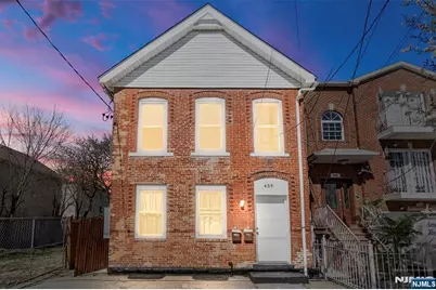 435 17th Street, Newark, NJ 07103 - Photo 1
