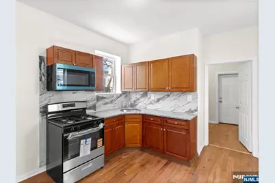 435 17th Street, Newark, NJ 07103 - Photo 11