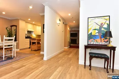 41 Litchult Lane, Mahwah, NJ 07430 - Photo 5