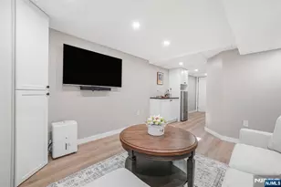 21 Joseph Pl, Wayne, NJ 07470 - Photo 21