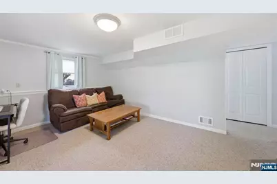 28 Lord Stirling Drive, Parsippany, NJ 07054 - Photo 25
