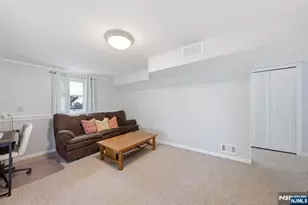 28 Lord Stirling Dr, Parsippany, NJ 07054 - Photo 25