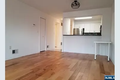 603 Ellery Court 603 #603, Edgewater, NJ 07020 - Photo 3