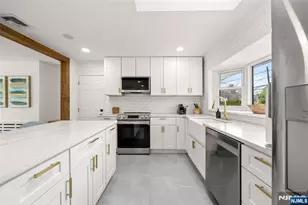 7 Wierimus Ln, Hillsdale, NJ 07642 - Photo 9