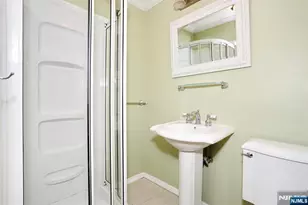263 Hoover Ave, Bloomfield, NJ 07003 - Photo 17