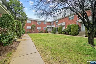 234 Columbia Ave 19, Fort Lee, NJ 07024 - Photo 3