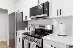 200 Paterson Ave 1A, East Rutherford, NJ 07073 - Photo 3