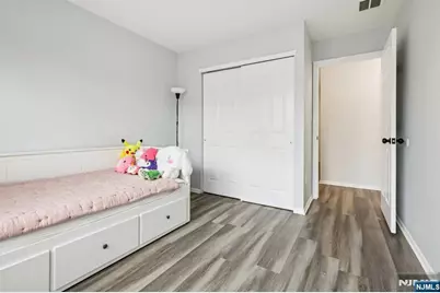 2071 Drake Court, Mahwah, NJ 07430 - Photo 19