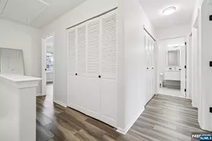 2071 Drake Ct, Mahwah, NJ 07430 - Photo 11