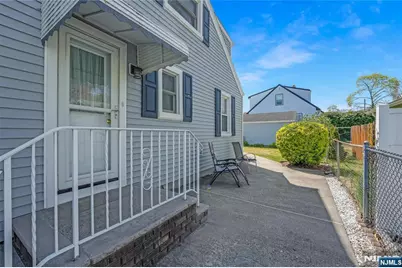 170 W Spring Valley Avenue, Maywood, NJ 07607 - Photo 23