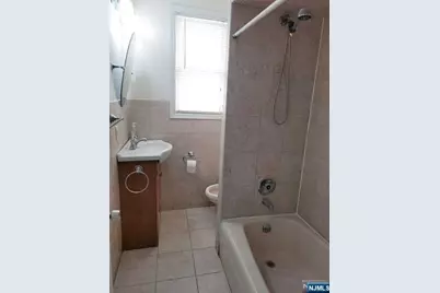 71 Teaneck Road, Ridgefield Park, NJ 07660 - Photo 9