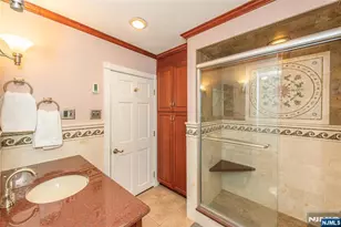 47 Laurel Dr, Wayne, NJ 07470 - Photo 13