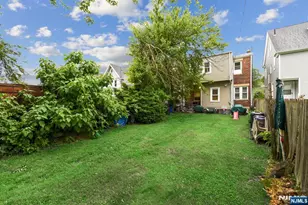 137 Valley Rd, Montclair, NJ 07042 - Photo 23