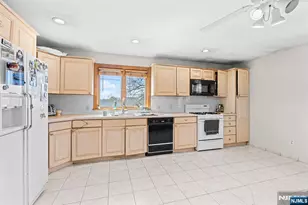 19 Cherry, Garfield, NJ 07026 - Photo 15