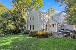 89 Surrey Ln, Tenafly, NJ 07670 - Photo 3