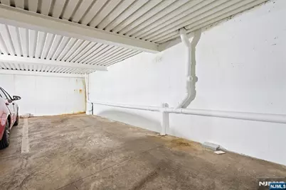 1906 Paterson Plank Road 2E #2E, North Bergen, NJ 07047 - Photo 27