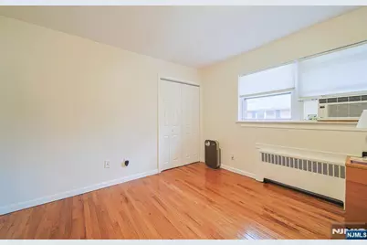 295 Tenafly Road I #I, Tenafly, NJ 07670 - Photo 7