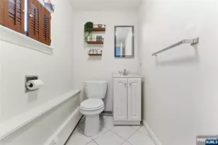 1 Chalen Ct, Pequannock Township, NJ 07444 - Photo 23