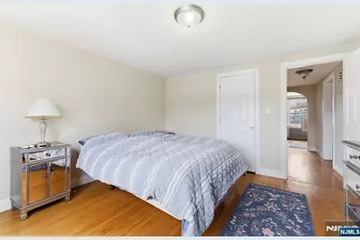 554 Kingsland Avenue, Lyndhurst Township, NJ 07071 - Photo 17