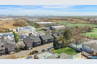 855 Valley Brook Avenue 1B #1B, Lyndhurst Township, NJ 07071 - Photo 25