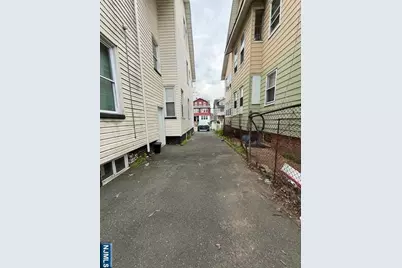 219 Renner Avenue, Newark, NJ 07112 - Photo 21