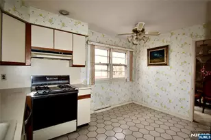 5-22 Dorothy St, Fair Lawn, NJ 07410 - Photo 9