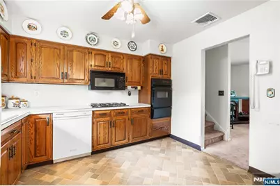 13 Lake Drive, Westwood, NJ 07675 - Photo 21