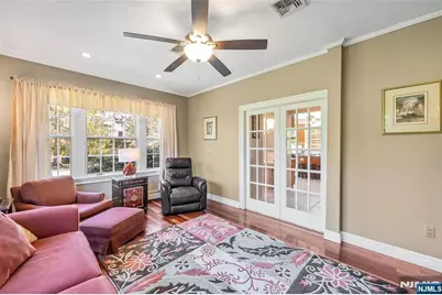 133 N Pleasant Avenue, Ridgewood, NJ 07450 - Photo 21