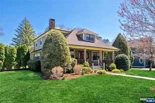 133 N Pleasant Ave, Ridgewood, NJ 07450 - Photo 3