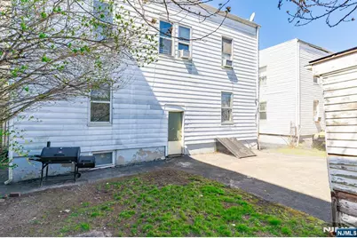 318 Ellery Avenue, Newark, NJ 07106 - Photo 37