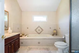 107 Gaynor Pl, Glen Rock, NJ 07452 - Photo 23