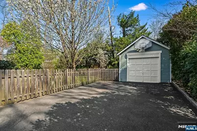 41 Oakwood Avenue, Montclair, NJ 07043 - Photo 5