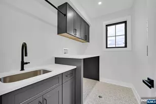 28 Bennington Rd, Livingston, NJ 07039 - Photo 33