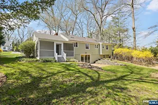 306 Sunset Blvd, Wyckoff Township, NJ 07481 - Photo 23