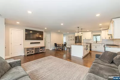 28 Riverview Road, West Milford, NJ 07438 - Photo 3