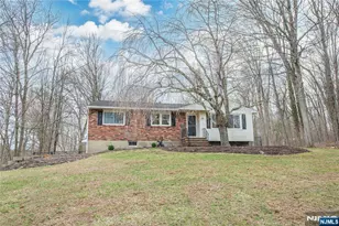 28 Riverview Rd, West Milford, NJ 07438 - Photo 35