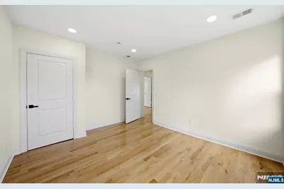 450 Highland Avenue, Passaic, NJ 07055 - Photo 19