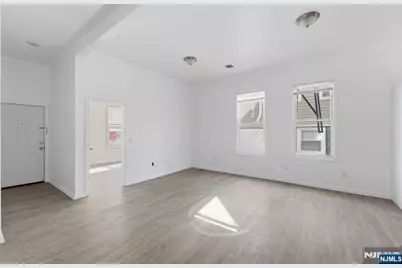 7 Prospect Terrace, East Orange, NJ 07017 - Photo 3