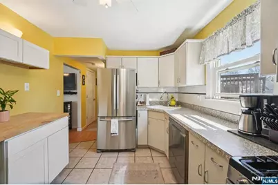 23 Smith Avenue, Wanaque, NJ 07420 - Photo 9
