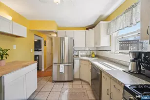 23 Smith Ave, Wanaque, NJ 07420 - Photo 9