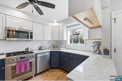 51 Albert Terrace, Bloomfield, NJ 07003 - Photo 7