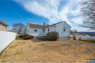 293 Maitland Avenue, Paterson, NJ 07502 - Photo 35