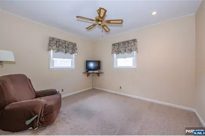 293 Maitland Avenue, Paterson, NJ 07502 - Photo 13