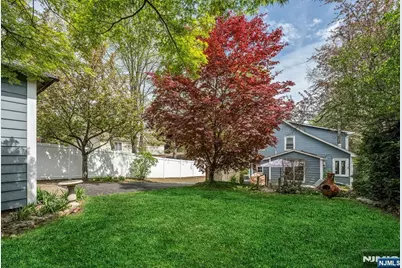 484 Pulis Avenue, Franklin Lakes, NJ 07417 - Photo 33