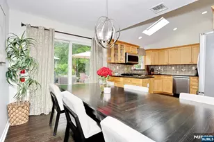 30 Brookfield Rd, Dumont, NJ 07628 - Photo 9