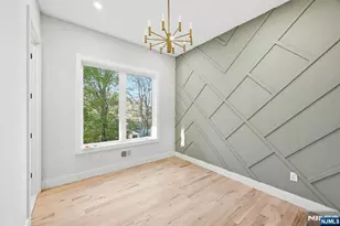 11 Elmwood Ct, Livingston, NJ 07039 - Photo 33