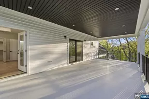11 Elmwood Ct, Livingston, NJ 07039 - Photo 37