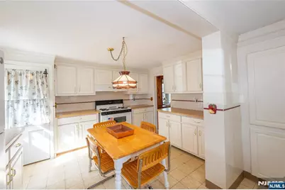11 Oak Grove Road, Caldwell, NJ 07006 - Photo 11