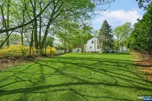 183 Wyckoff Ave, Wyckoff Township, NJ 07481 - Photo 3